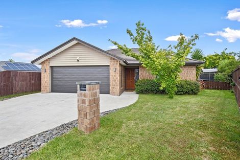 Photo of property in 10 Barwick Place, Huntington, Hamilton, 3210