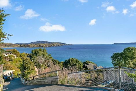Photo of property in 3a Roys Road, Plimmerton, Porirua, 5026