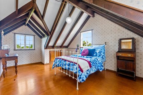 Photo of property in 41 Montgomery Avenue, Rothesay Bay, Auckland, 0630