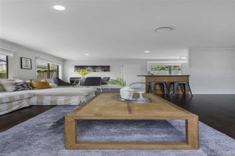 Photo of property in 2/4 Gibraltar Street, Howick, Auckland, 2014