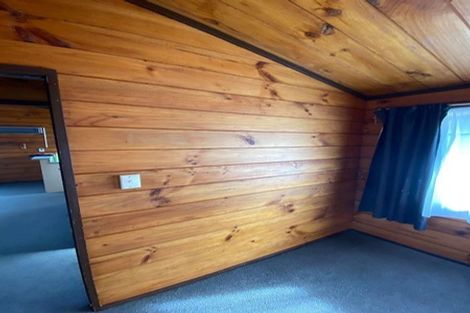 Photo of property in 3/89 Pinehaven Road, Pinehaven, Upper Hutt, 5019