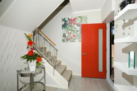 Photo of property in 42 Kitewaho Road, Swanson, Auckland, 0816