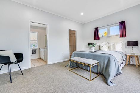 Photo of property in 24 Normandy Avenue, Melville, Hamilton, 3206