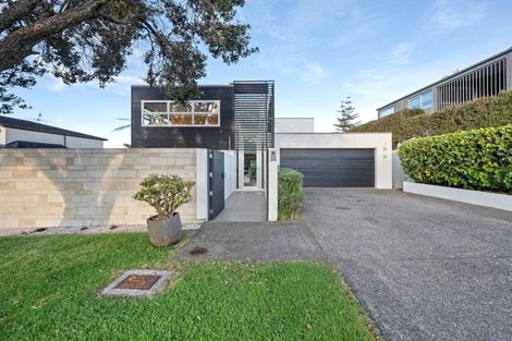 Photo of property in 23 Ocean View Road, Milford, Auckland, 0620