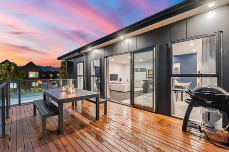 Photo of property in 16 Cuba Street, Petone, Lower Hutt, 5012