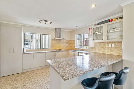 Photo of property in 3 Tavua Lane, Ranui, Auckland, 0612