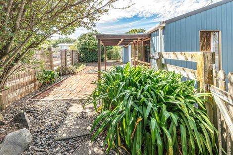 Photo of property in 11 Banks Place, Tawhero, Whanganui, 4501
