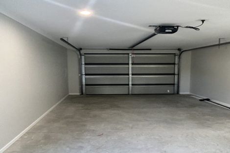 Photo of property in 18 Koru Loop, Paraparaumu, 5032