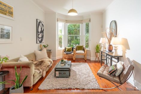 Photo of property in 33 Owen Street, Newtown, Wellington, 6021