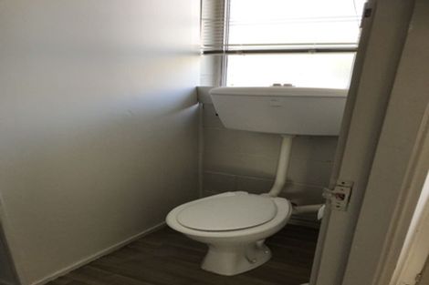 Photo of property in 2/60 Clayburn Road, Glen Eden, Auckland, 0602