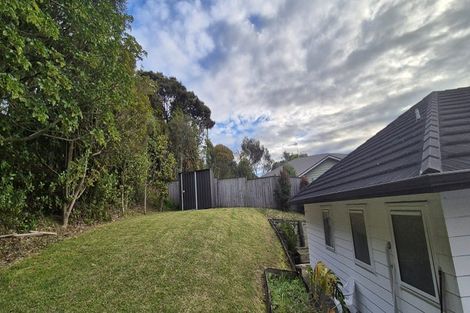 Photo of property in 3 Viridian Lane, Greenhithe, Auckland, 0632