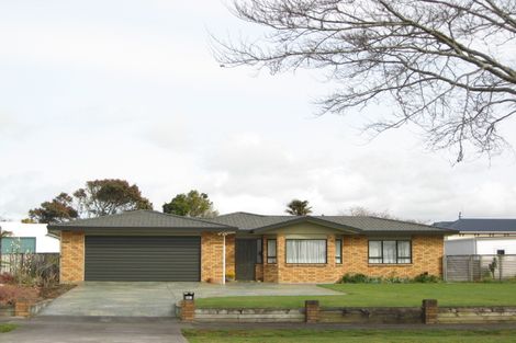 Photo of property in 449 Broadway, Stratford, 4332