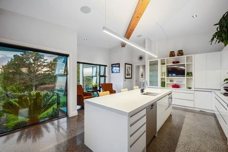 Photo of property in 44 Warman Road, Okura, Albany, 0792