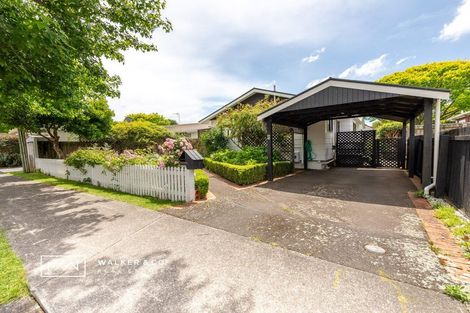 Photo of property in 1 Bathurst Street, Silverstream, Upper Hutt, 5019