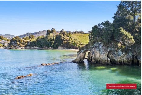 Photo of property in 11 Fairburn Place, Kaiteriteri, 7197