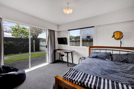 Photo of property in 4 Douglas Street, Hawera, 4610