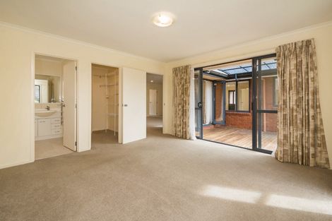 Photo of property in 29 Nimstedt Avenue, Oteha, Auckland, 0632