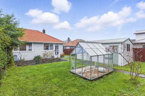 Photo of property in 96 Main Road, Titahi Bay, Porirua, 5022