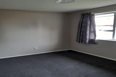 Photo of property in 2/77a Halswell Road, Hillmorton, Christchurch, 8025