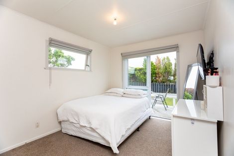 Photo of property in 8 Pennant Grove, Titahi Bay, Porirua, 5022