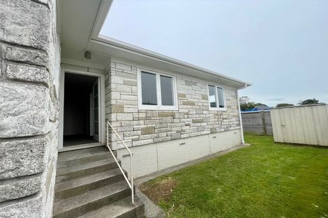 Photo of property in 22 Clendon Place, Manurewa, Auckland, 2102