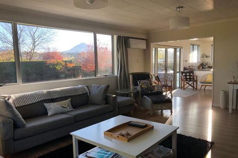 Photo of property in 14 Bernard Road, Albert Town, Wanaka, 9305