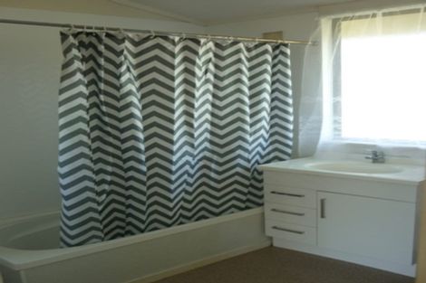 Photo of property in 2b Robinson Street, Katikati, 3129