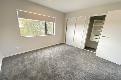 Photo of property in 3f Westall Road, New Lynn, Auckland, 0600