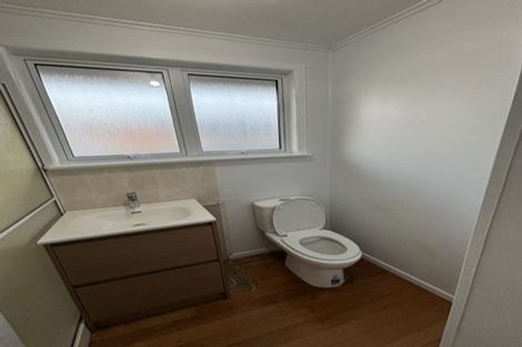Photo of property in 1/24 Dale Crescent, Pakuranga, Auckland, 2010