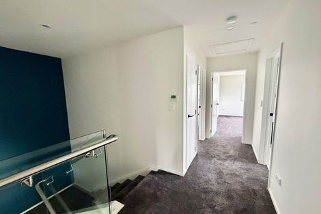 Photo of property in 17b Martin Place, Kelston, Auckland, 0602