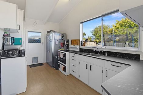 Photo of property in 2/127 Parkers Road, Tahunanui, Nelson, 7011
