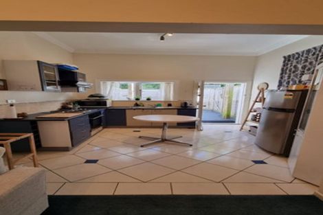 Photo of property in 14-18 Thompson Street, Mount Cook, Wellington, 6011