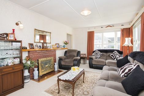 Photo of property in 33 Glasgow Crescent, Kaiti, Gisborne, 4010