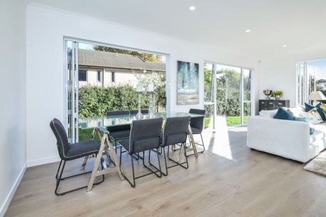 Photo of property in 40a Rutherford Terrace, Meadowbank, Auckland, 1072