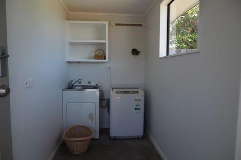 Photo of property in 10 Aranui Avenue, Waitarere Beach, Levin, 5510