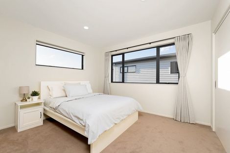 Photo of property in 17 Toanui Road, Hobsonville, Auckland, 0616