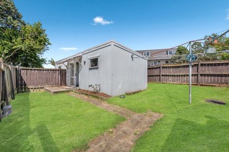 Photo of property in 14 Oreti Place, Clover Park, Auckland, 2019
