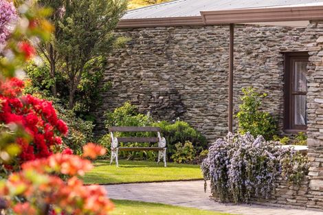 Photo of property in 33 Wiltshire Street, Arrowtown, 9302