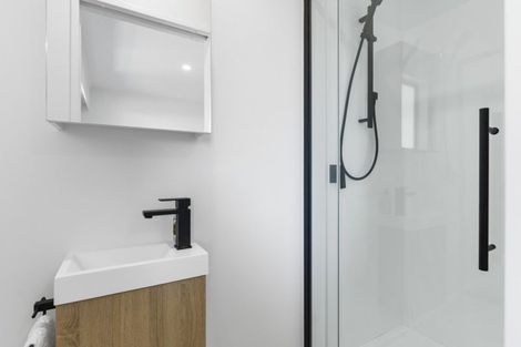 Photo of property in 110a Hinewa Road, Otumoetai, Tauranga, 3110