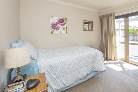 Photo of property in 14 Gilligan Close, College Estate, Whanganui, 4500