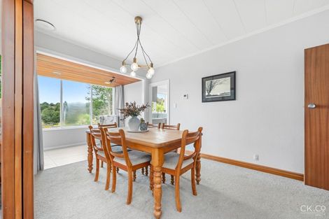 Photo of property in 11 Chichester Drive, Pinehaven, Upper Hutt, 5019
