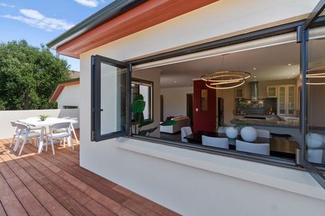Photo of property in 4 Glenoaks Rise, Mellons Bay, Auckland, 2014