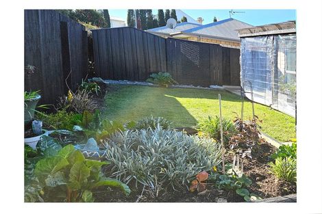 Photo of property in 2/335 Main South Road, Hornby, Christchurch, 8042