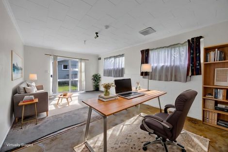 Photo of property in 19 Oranga Street, Marfell, New Plymouth, 4310