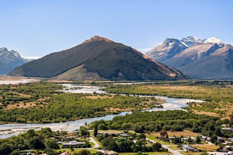 Photo of property in 16 Lochburn Avenue, Glenorchy, 9372