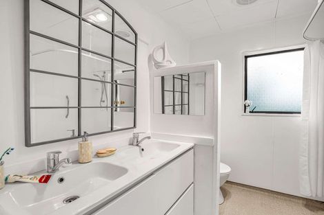 Photo of property in 10a Rira Street, Marton, 4710