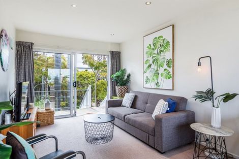 Photo of property in 1/72l Kitchener Road, Milford, Auckland, 0620