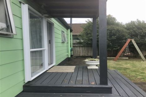 Photo of property in 3/92 Kenderdine Road, Papatoetoe, Auckland, 2025