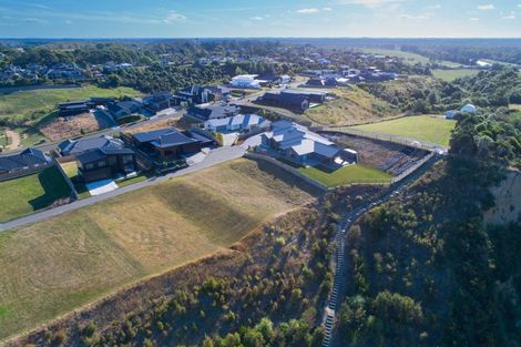 Photo of property in 13 Edenmore Terrace, Fitzherbert, Palmerston North, 4410