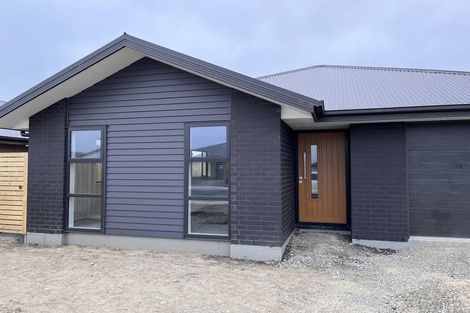 Photo of property in 4 Cousins Street, Woodend, 7691